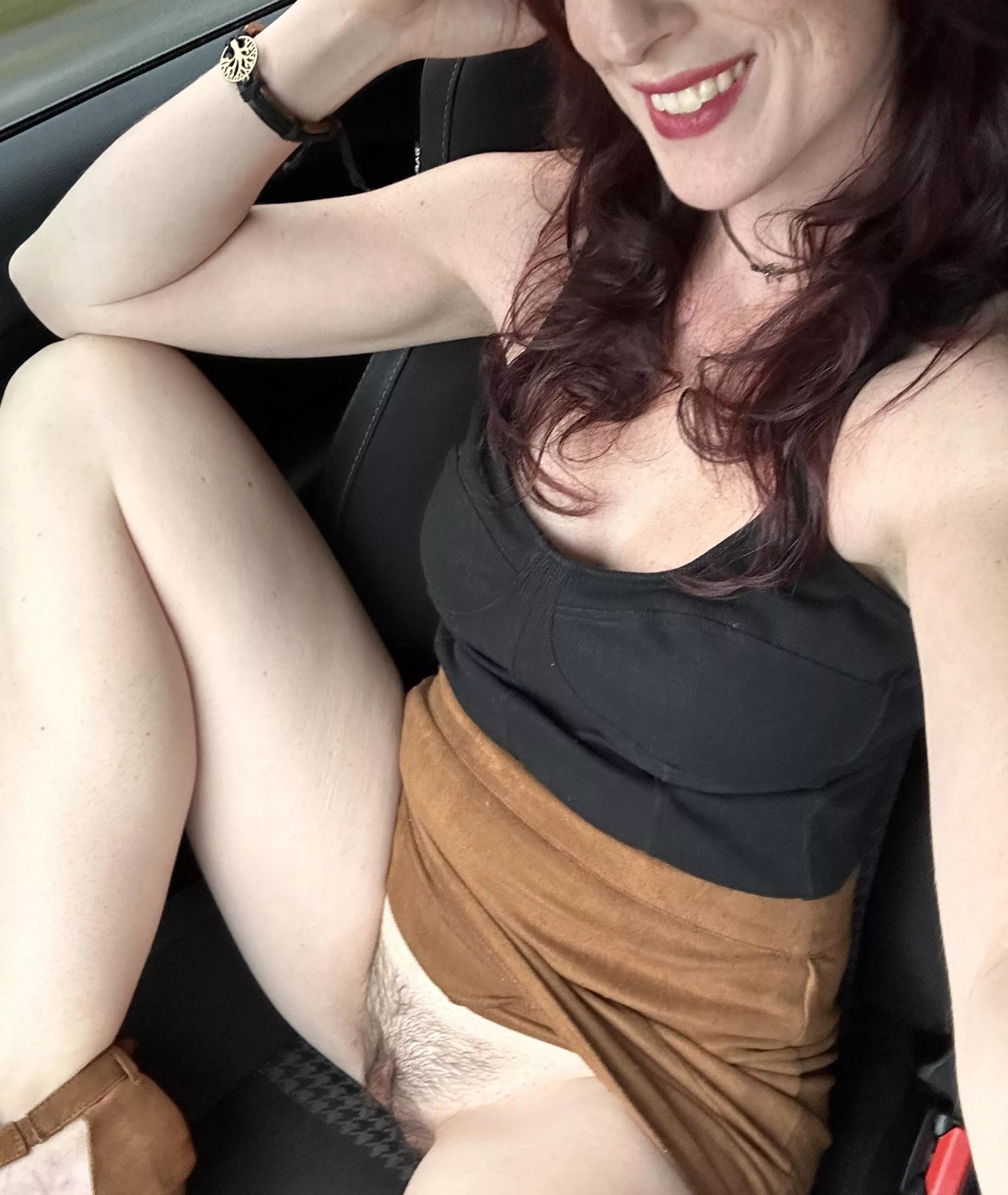 Smiles and married pussy are known to bring me to their knees