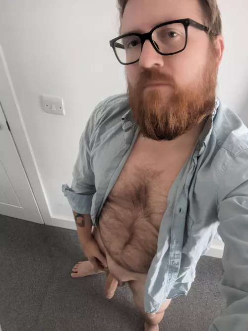 Trying a slightly less nude look. How's the view? [39]