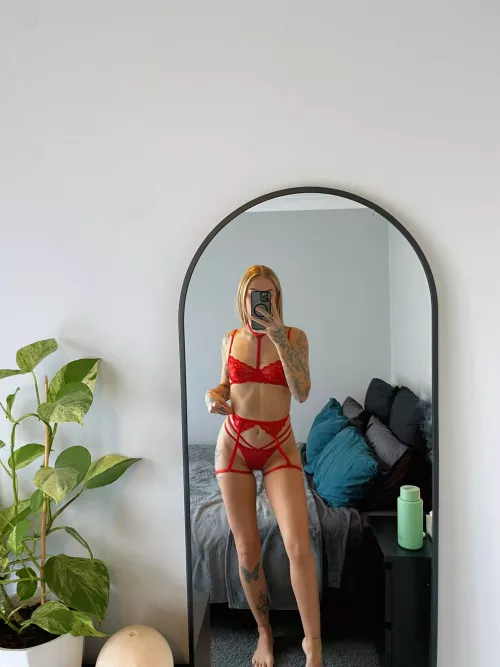 Which tit would you squeeze?