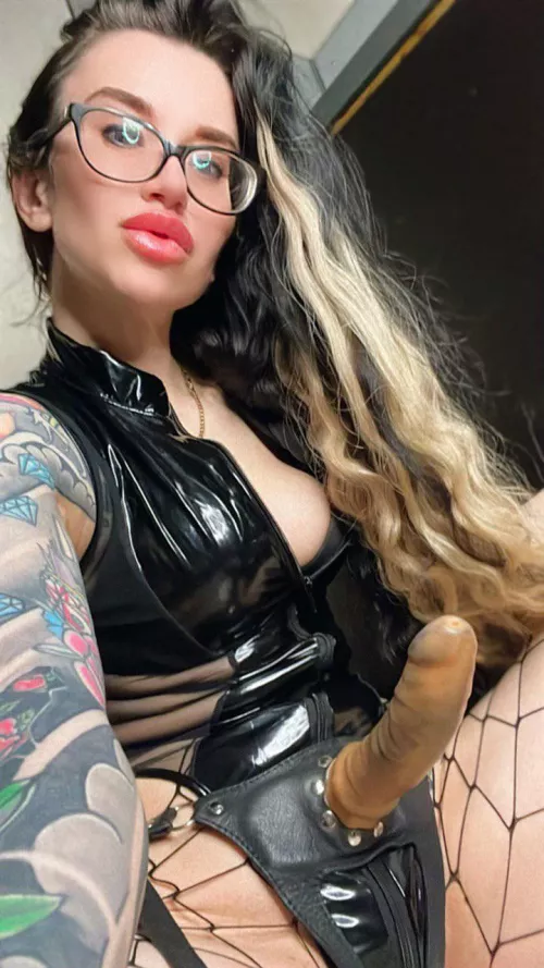 Who is looking to get bent over and fucked today mmm