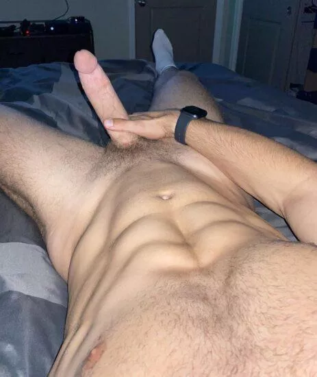 23 muscular dude boston @alex_smith4955