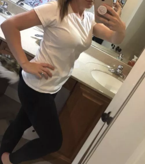 Clean dress up pic from my side guys house to tease my hubby