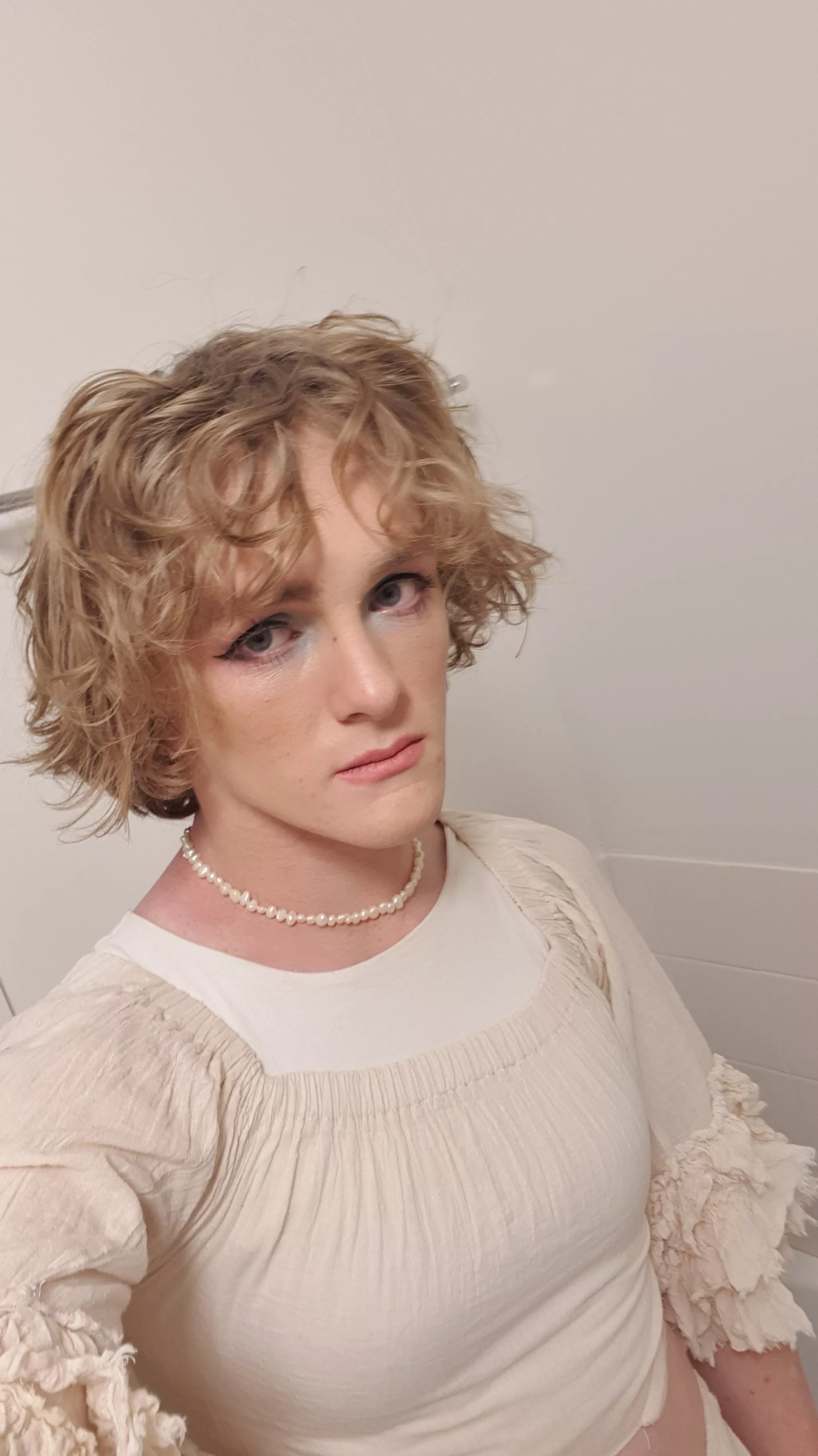 Friend did my makeup. Valid or nah