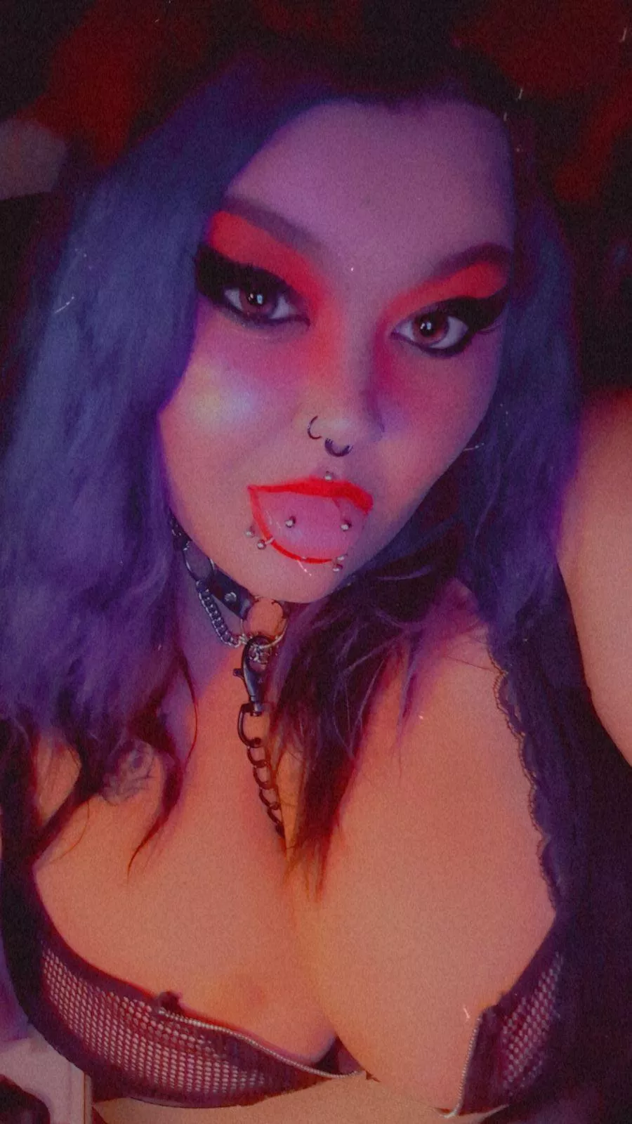 Hey 🖤