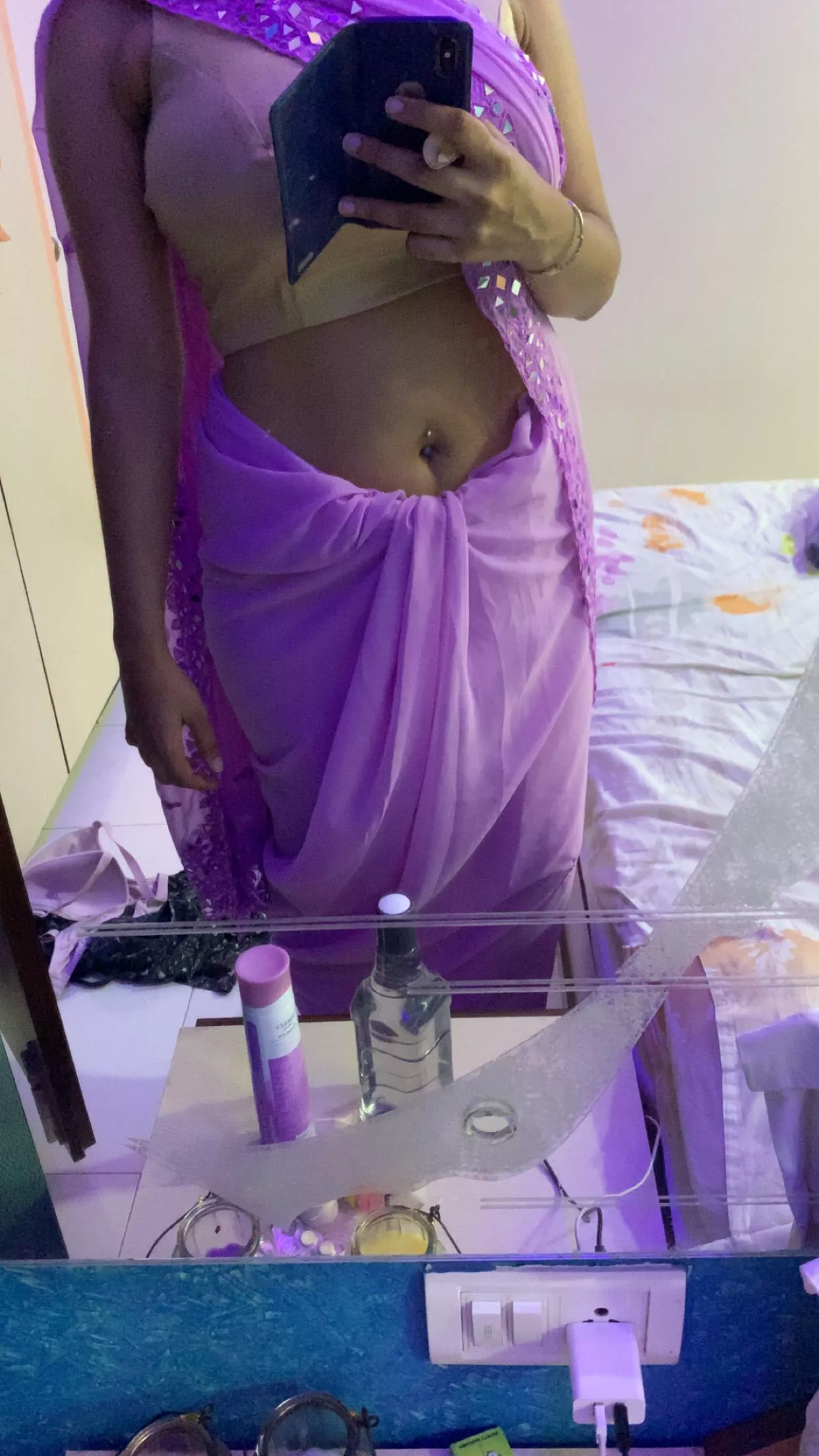 Just got my Belly Piercing. Do you Like It? 👅