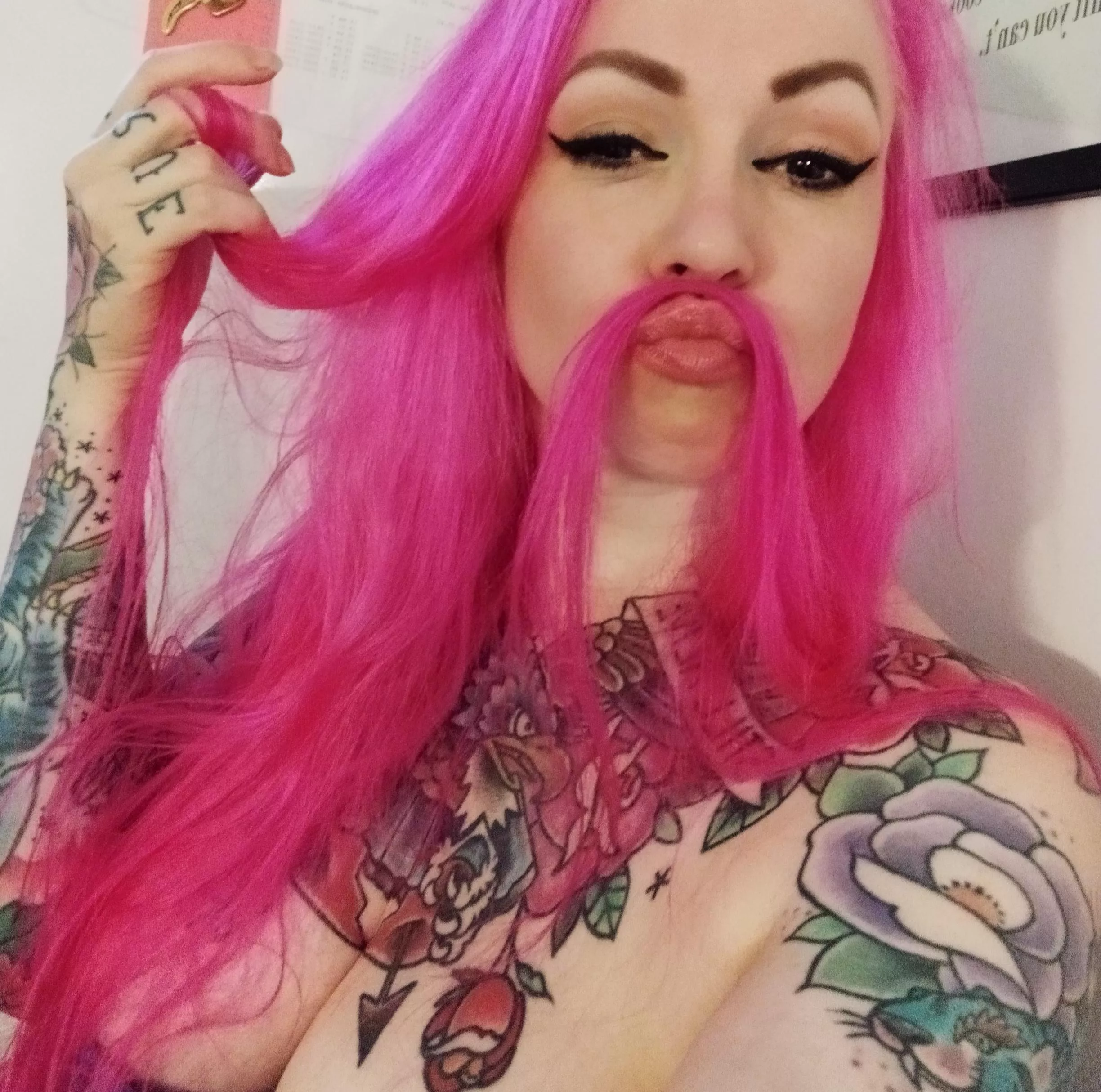 Milfie but goofie (F44)