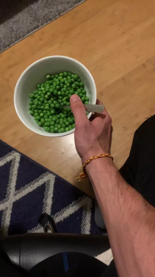 Peas send nudez