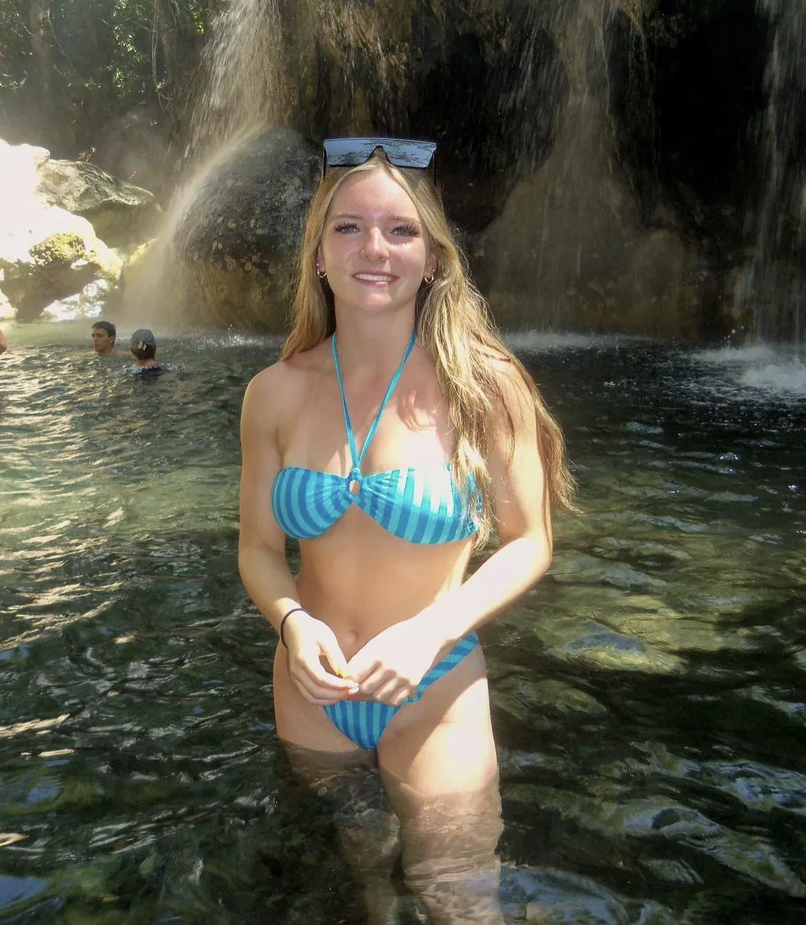 Shy bikini