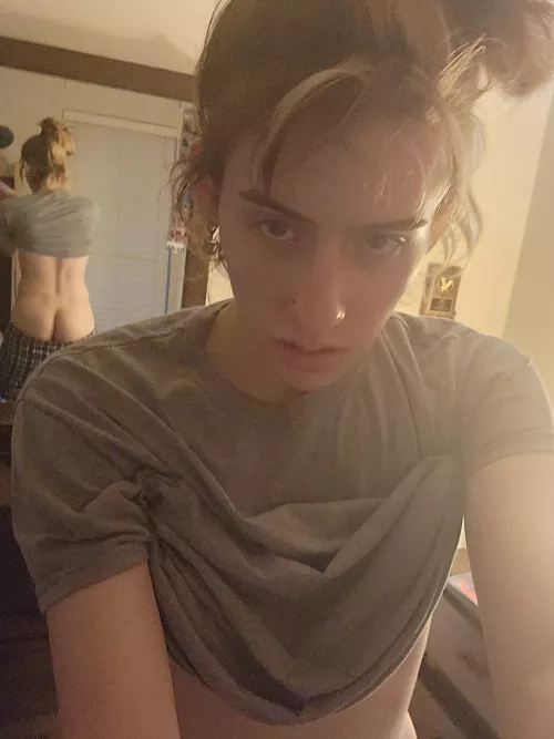 ur tomboy gf woke up with a fat ass what do u do
