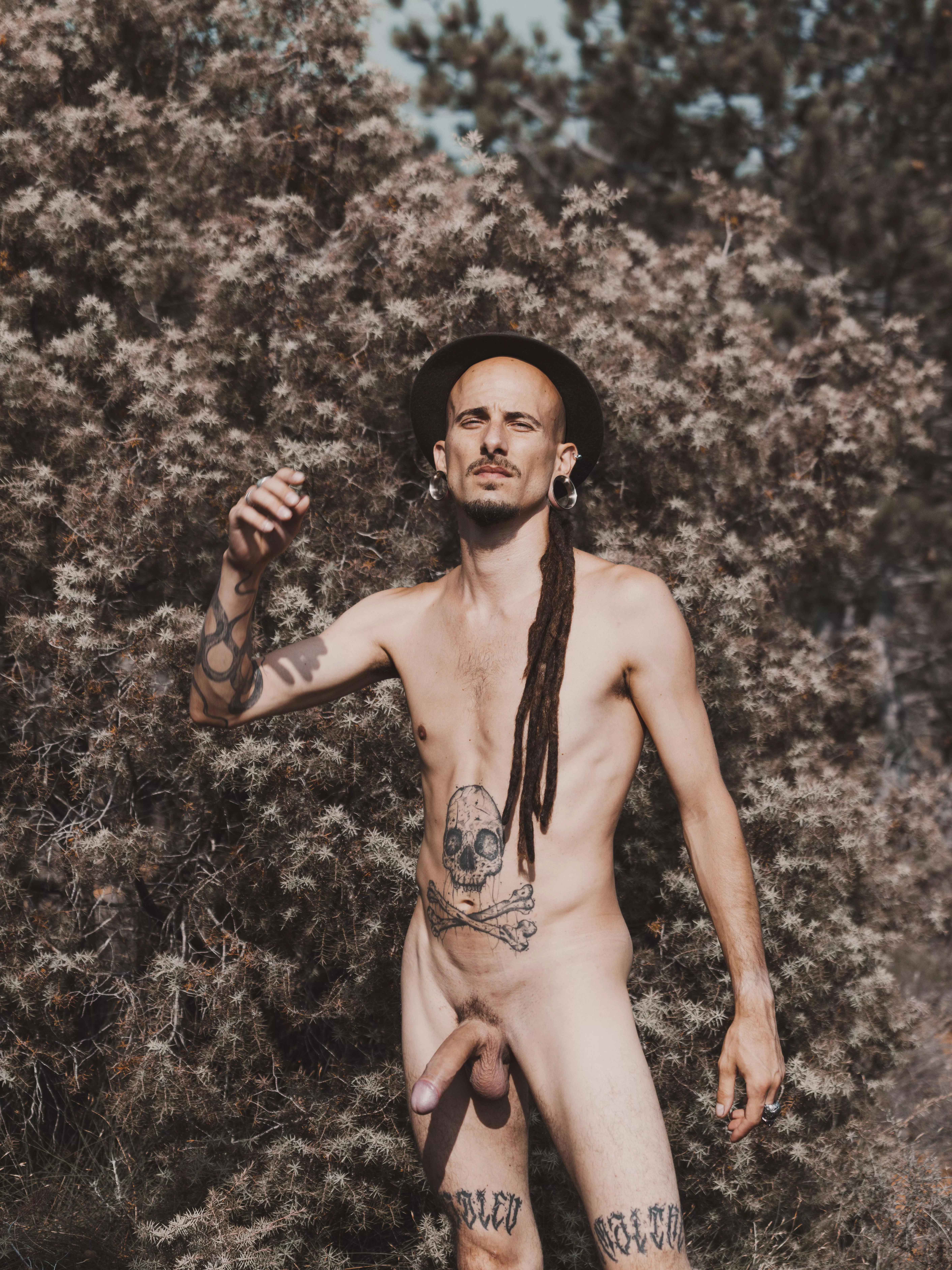 What do you do if you meet me naked in the woods?