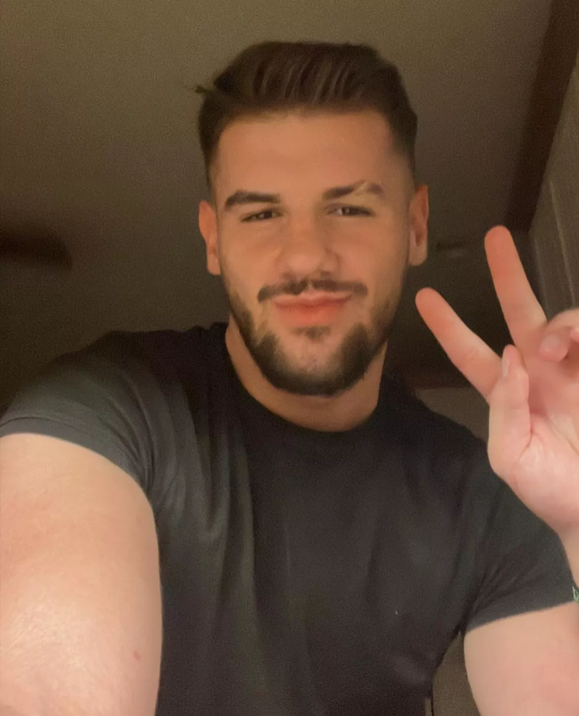 Anyone going to Chicago this weekend? Anyone going to Chicago this weekend?