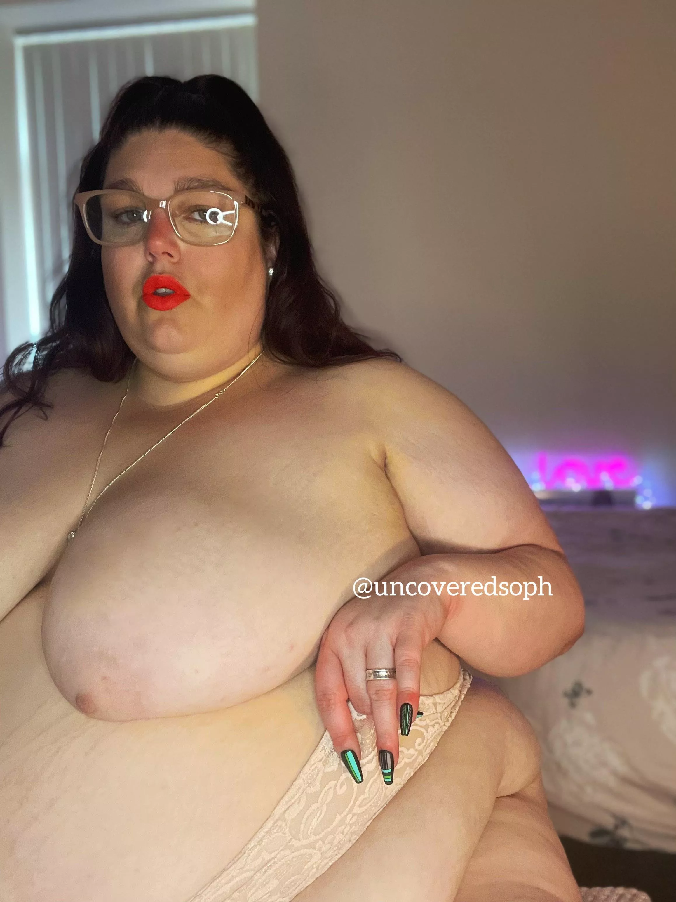 Do you wish you could smell my knickers? 😈