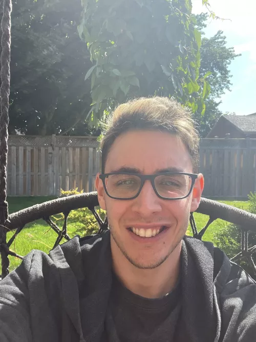 Enjoying some sun between tasks today!