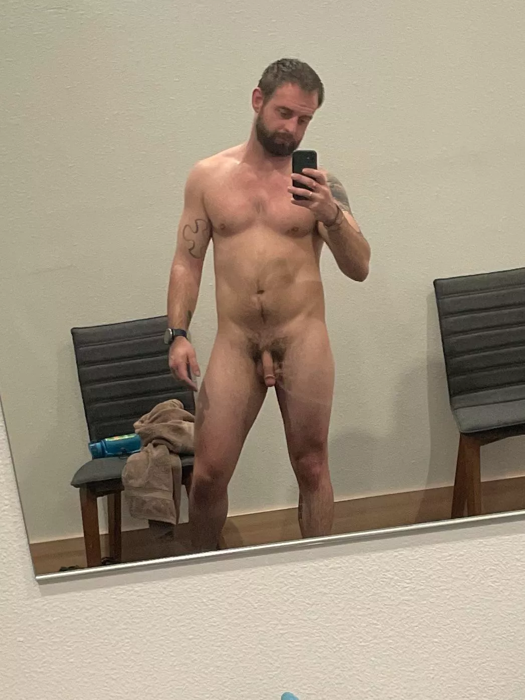 First post (m)