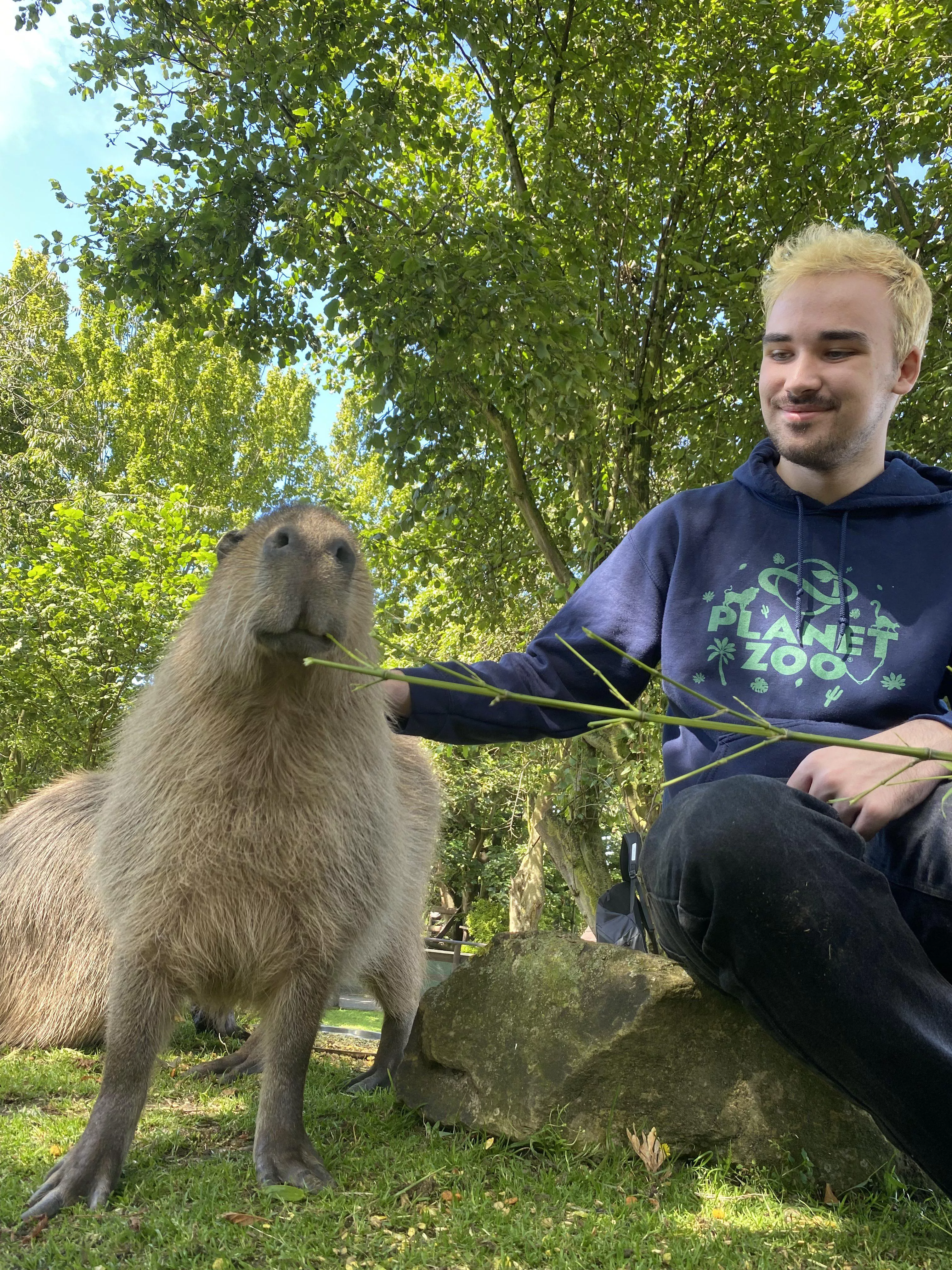 Got to pet and feed capybara today