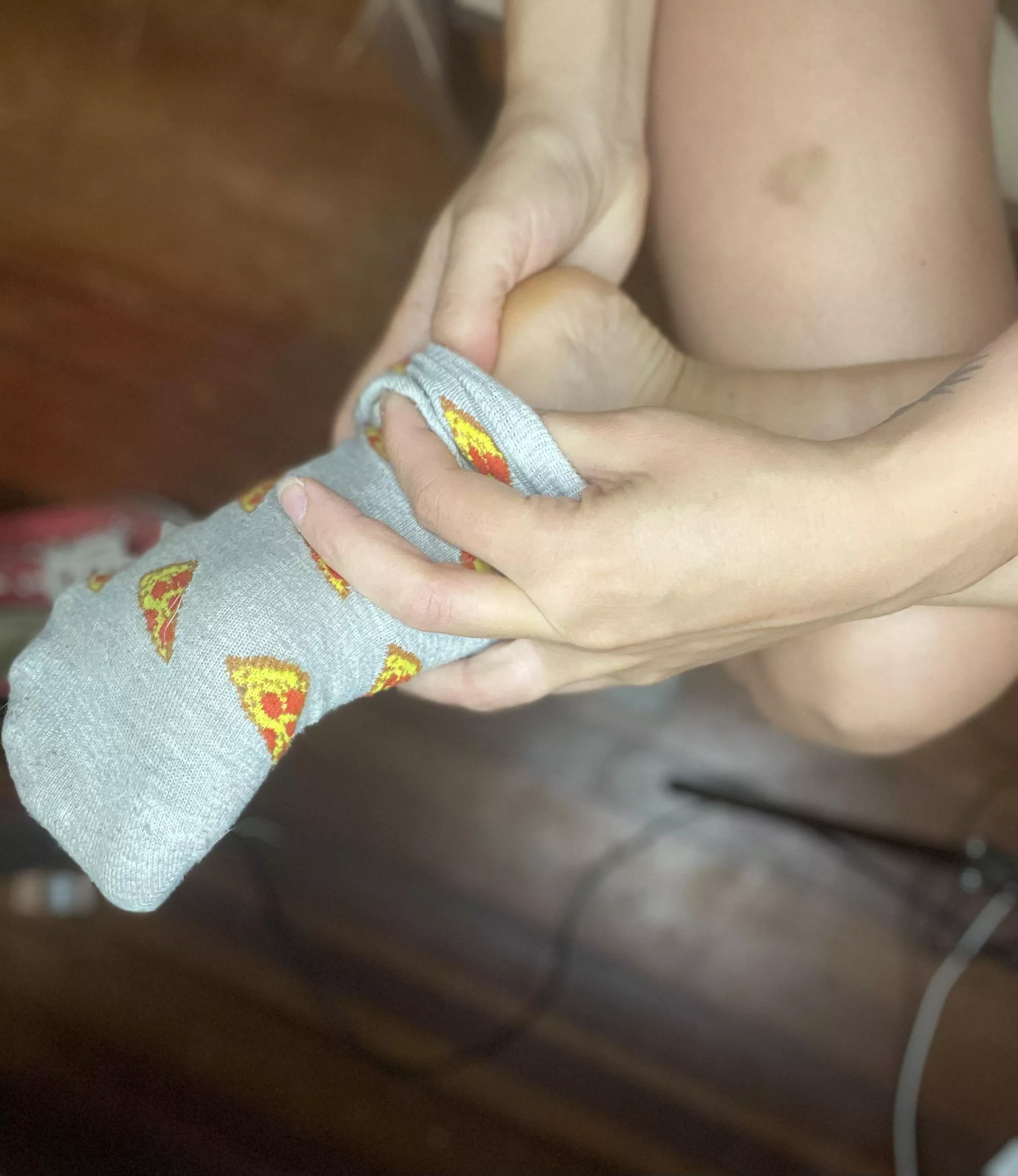 I love pizza as much as you love feet 💕