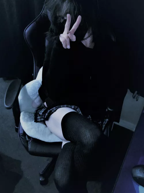 I'm shy please be nice. Do i make a good femboy?