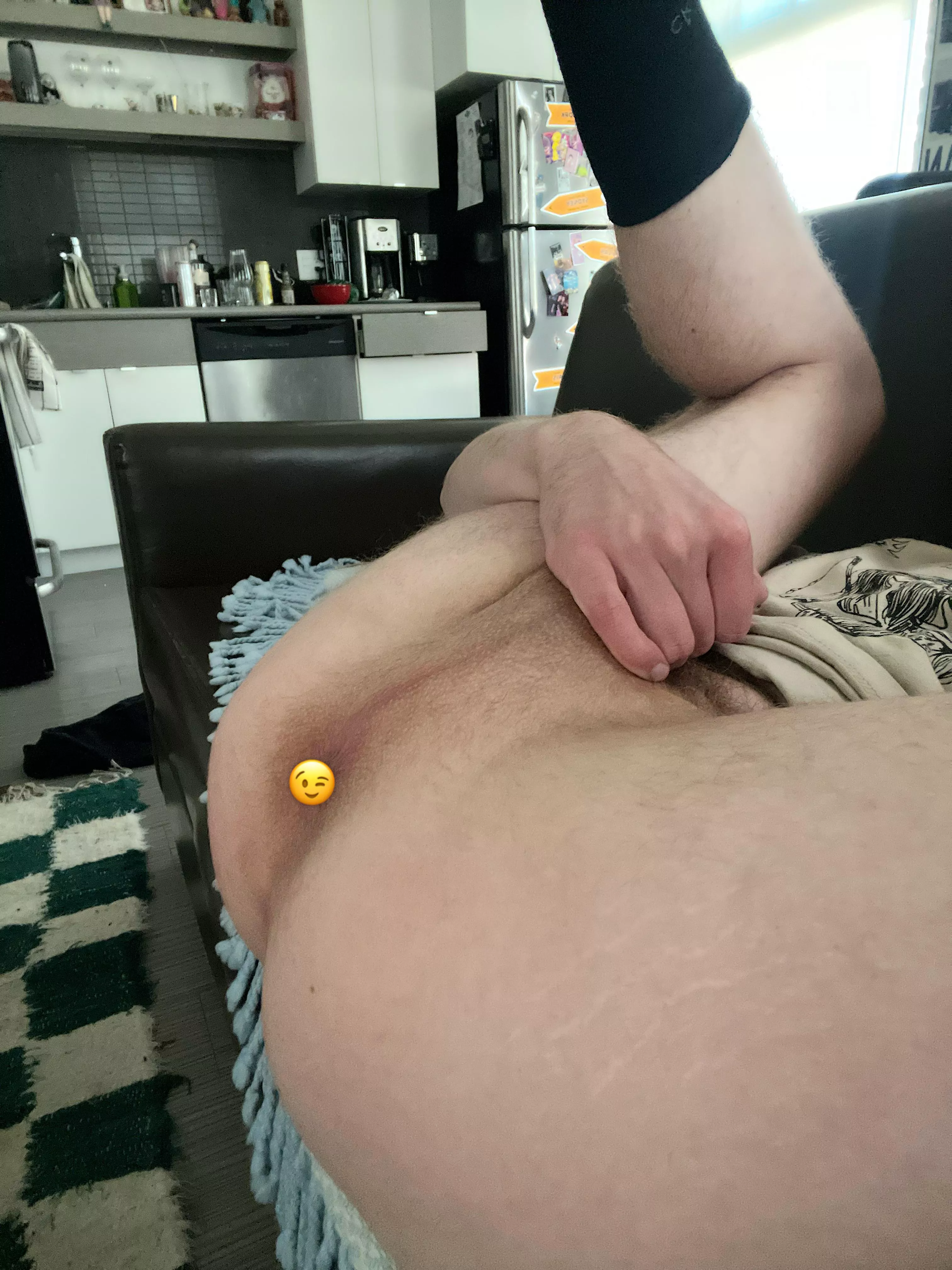 @jamezhanson ~ 26 Canadian blonde boy. Need my boy pussy used by big dicks and str8 boys