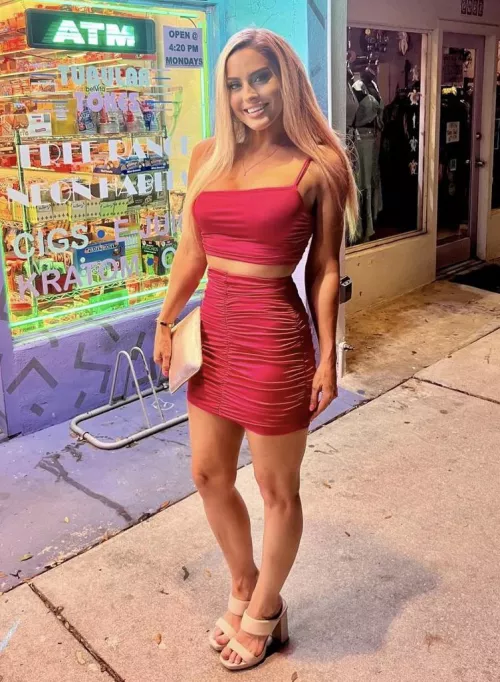 Looking so fine in that hot outfit