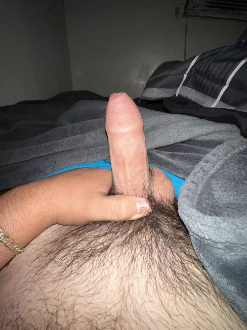 Super tight foreskin need help retracting dm me.