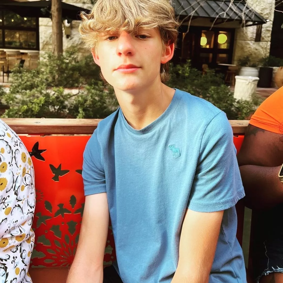 Thinking twink Thinking twink