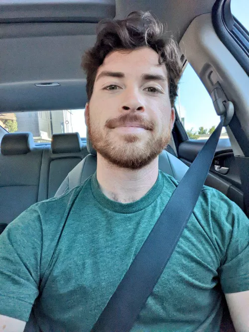 This barbie doesn't want to go to work 🫣