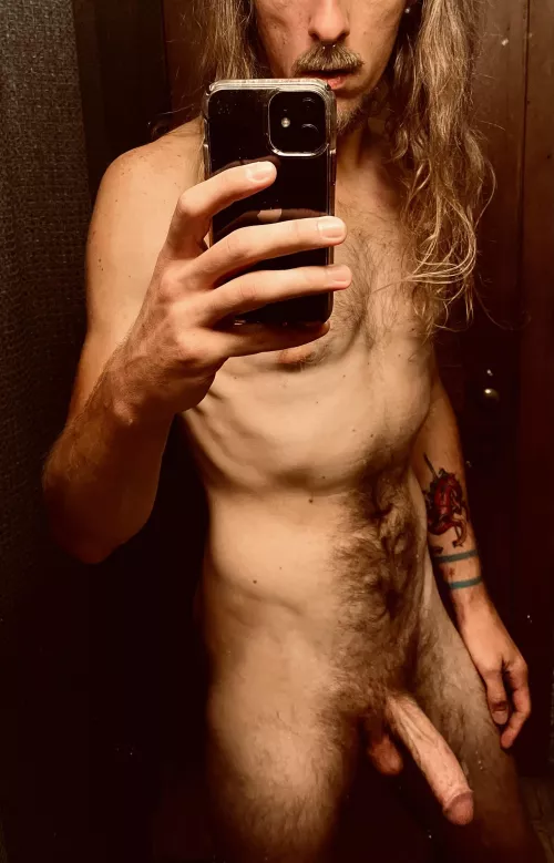 Watch things on VCRs with me