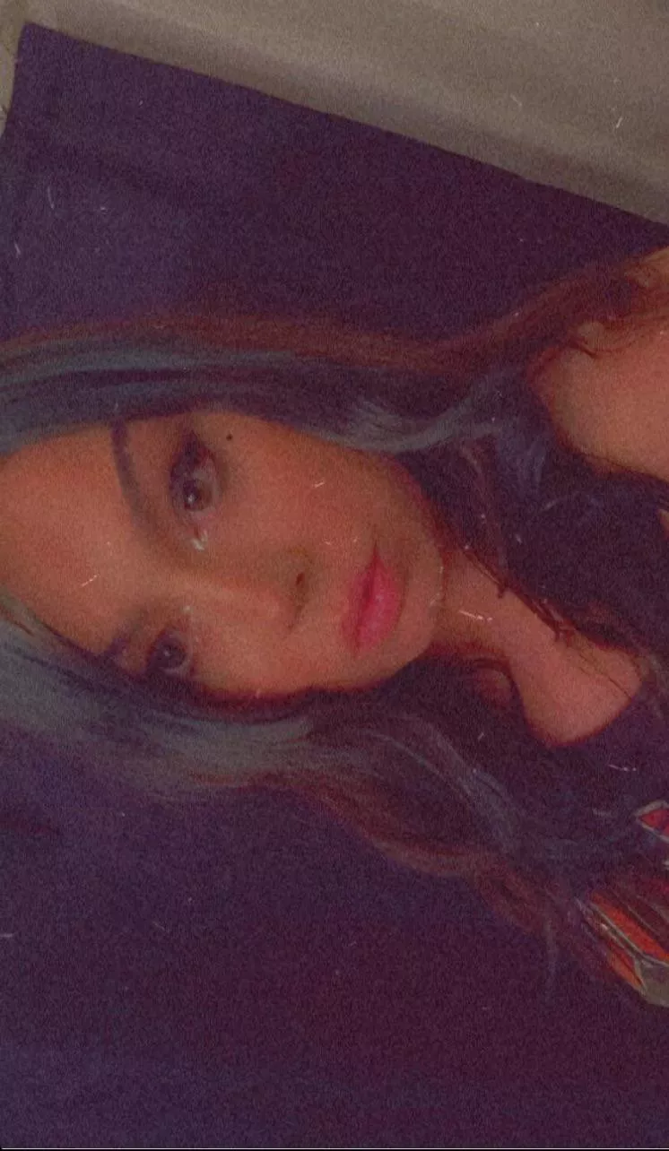 would you cum on my face? 🥹