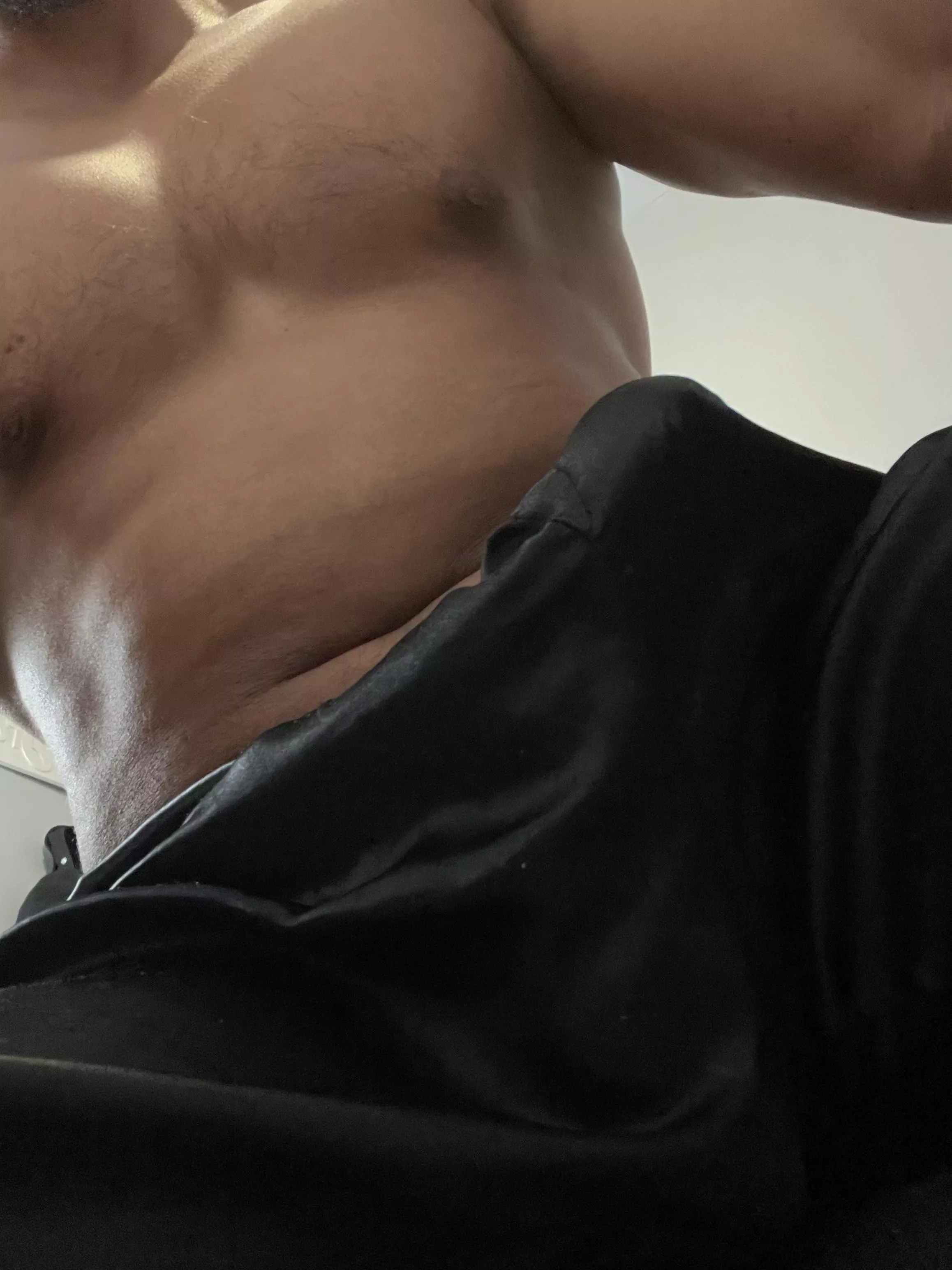 [40][m] it gets hard sometimes working from home!