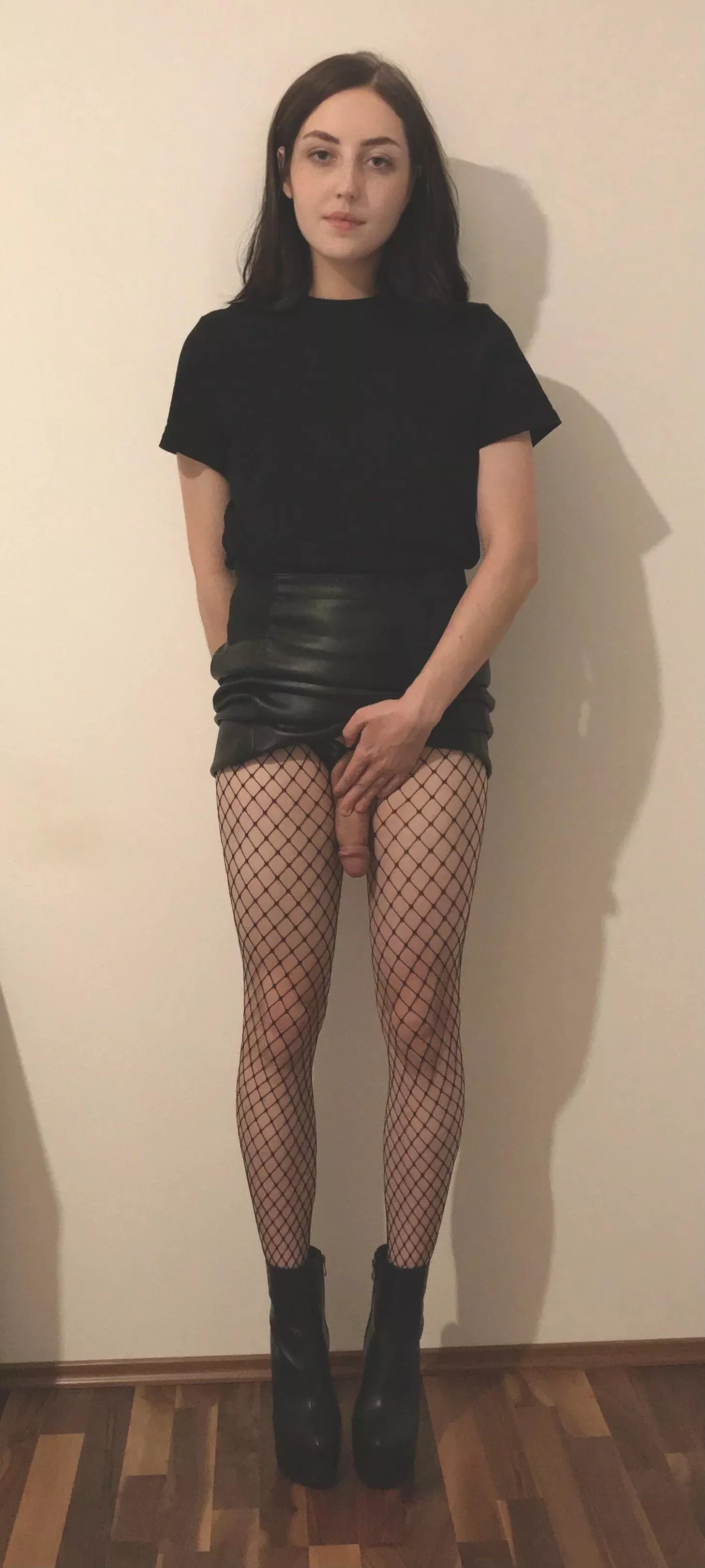 Bully me please. Kik: dantediana2