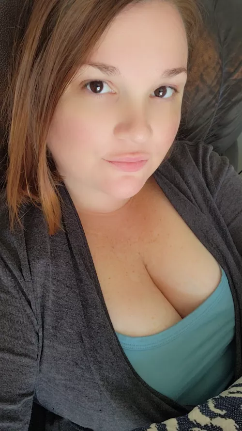 Hey there! Have a great day! 💋