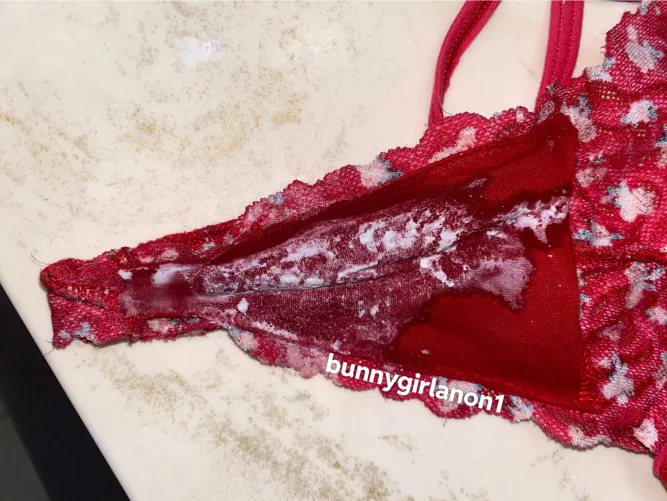 More fresh dirty panties from your favorite Japanese pussy