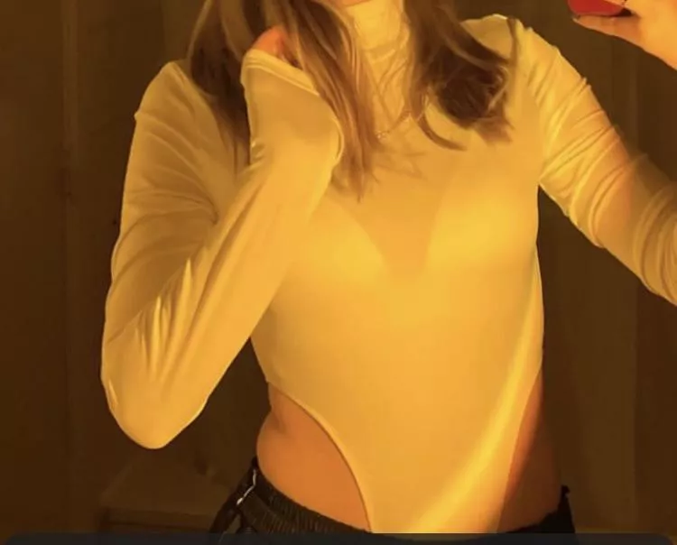 Stuur me voor de foto met het geile hoofd🤤🤤