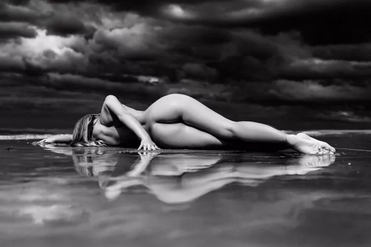 Touching Another Dimension, by Ruslan Bolgov