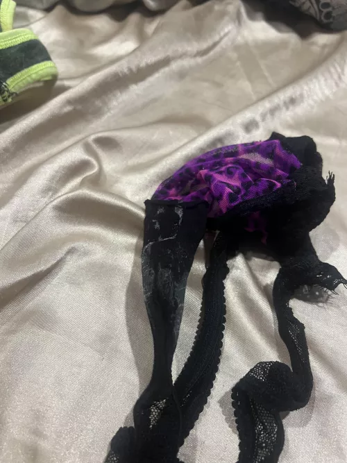 Would you help stuff these back in my pussy?;) [f]