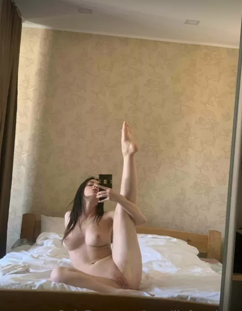 You enjoy watching athletic brunettes?