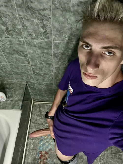 [18] Me and my cock 🤗 dm