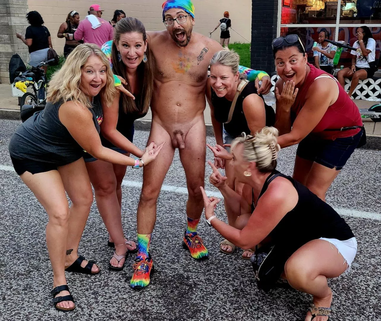 A little group meeting to discuss our after party.