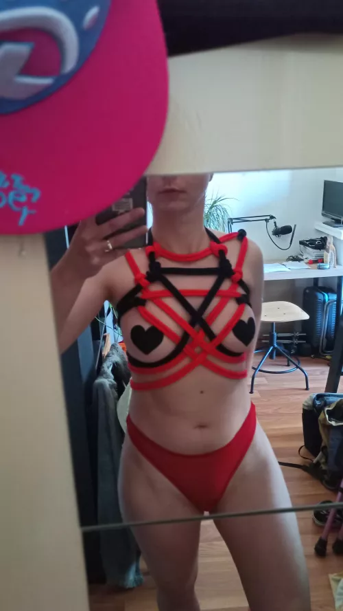 Another day, another self tie.. this one was so hard !