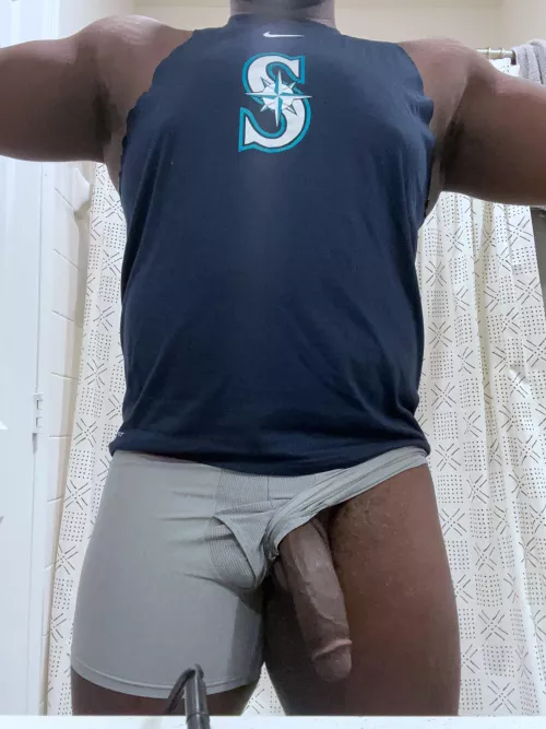 Another lonely night 😅