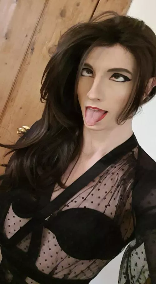 Anyone like silly sloppy ahegao blowjobs? Mmm make my eyes roll 🤤🍆