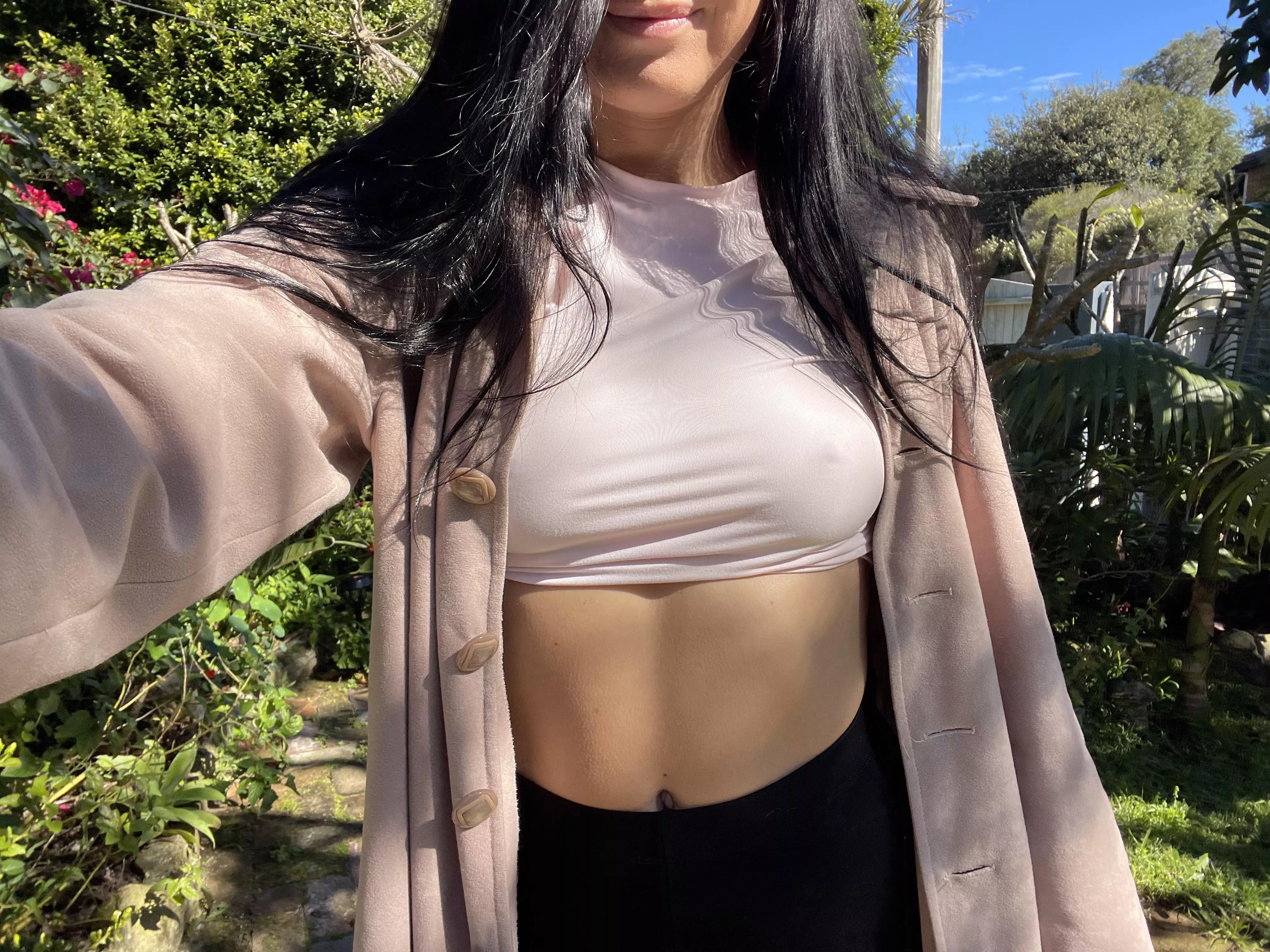 Braless work outfit 😉