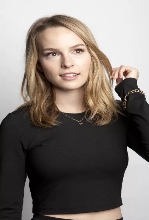 Bridgit Mendler
