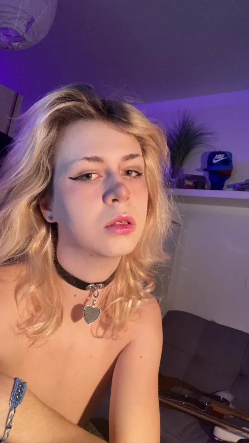 Can i put my lips to good use to you