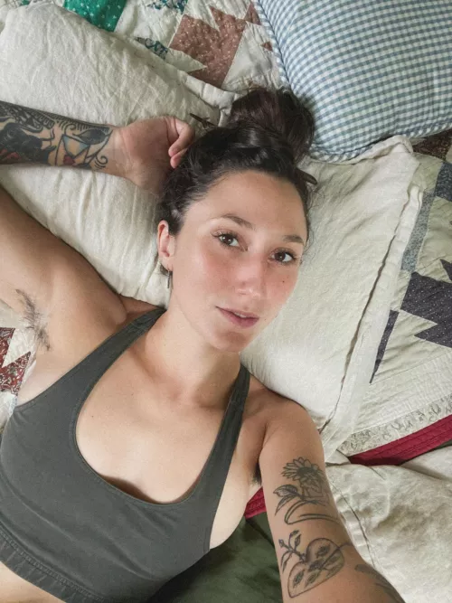 come laze the day away with me