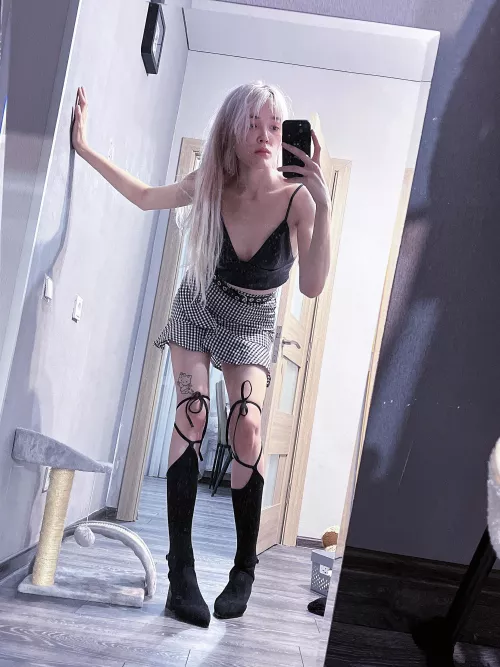 Do i look good in my new school suit?