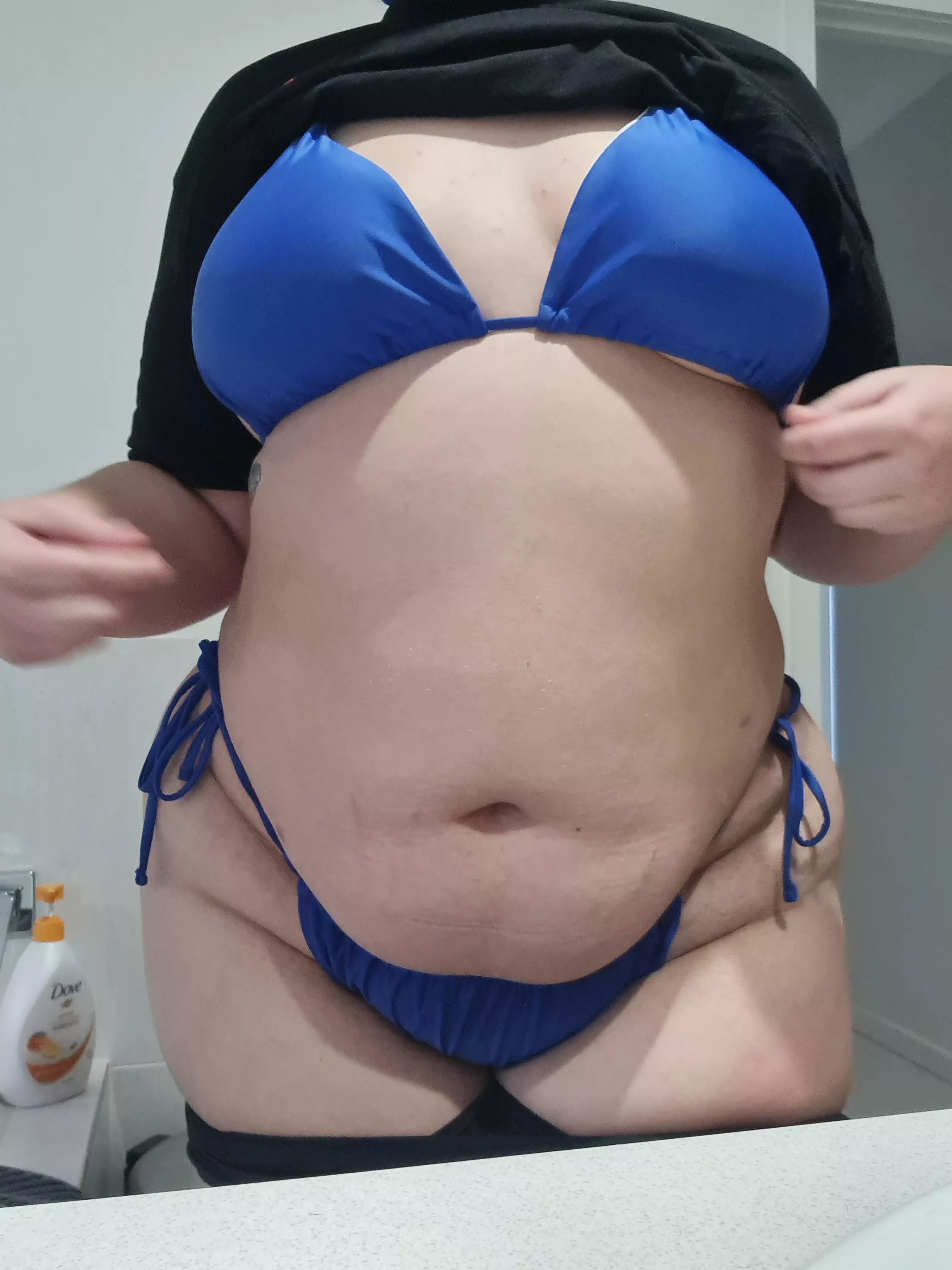 Do you like my bikini?