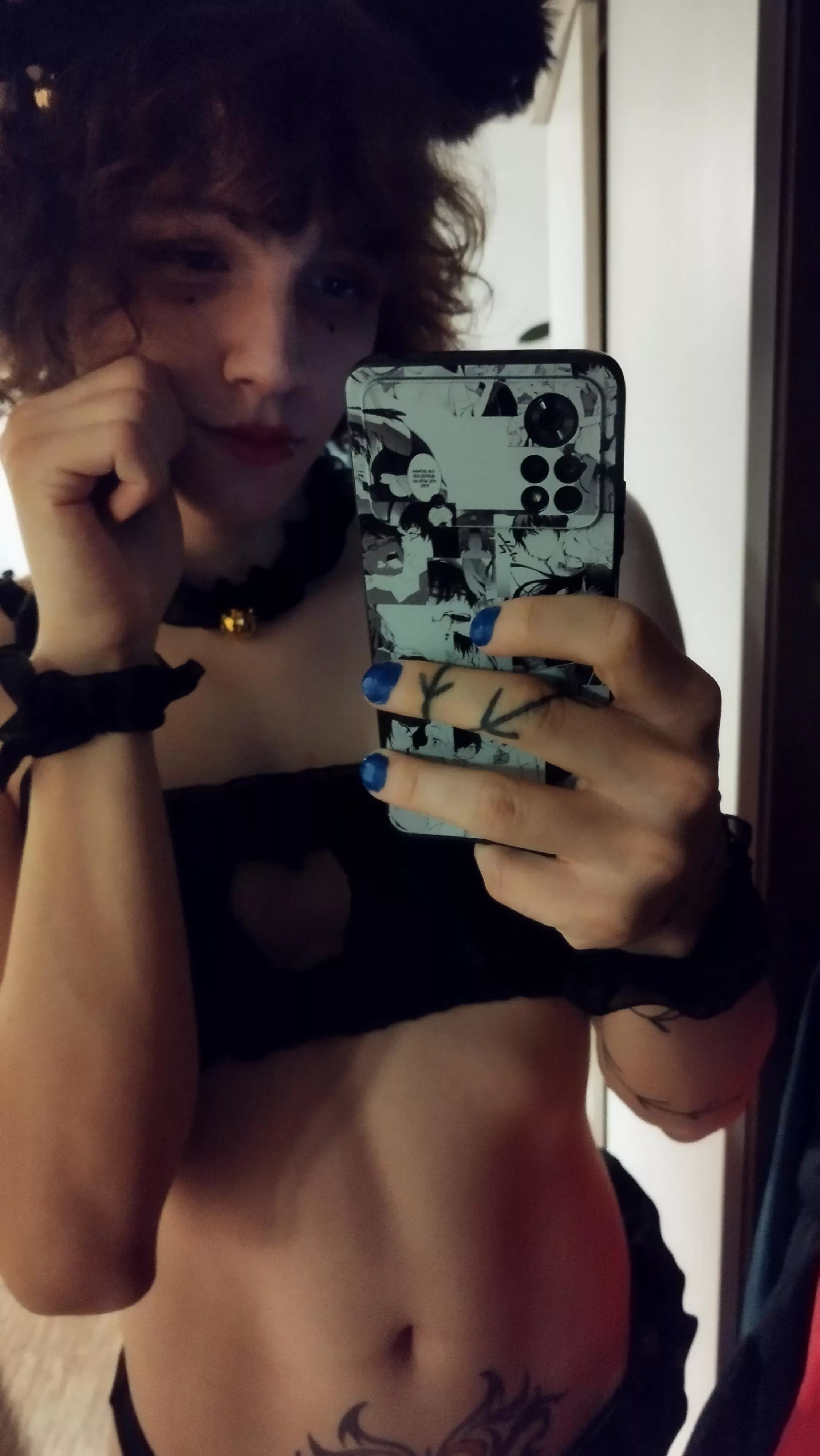 Do you like my makeup? 👉👈