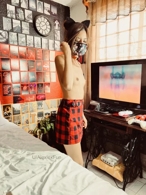 Flat girls getting attention get some people so mad, I hope you are ok with me.