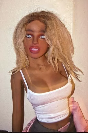 FYI all sets are real..none are AI-generated